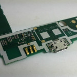 Разъём системный Microsoft (Nokia) 535 Lumia Dual SIM в сборе с микрофоном на плате