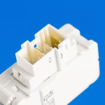 Замок двери (люка) для стиральной машины Electrolux 1552374017, оригинал (1552374017)