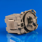 Помпа Askoll M50 для стиральной машины Indesit Ariston (крепление на 3-х защелках) C00266228, оригинал (C00266228)