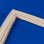 Уплотнительная резина к холодильнику Stinol Indesit Ariston (1093x571мм) C00854017, оригинал (C00854017)