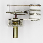 Термореле KST820 16A T250 (прямые ножки под 180°), оригинал