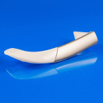 Ручка двери нижняя 4326390500 для холодильника Beko (4812730100), оригинал (4326390500)